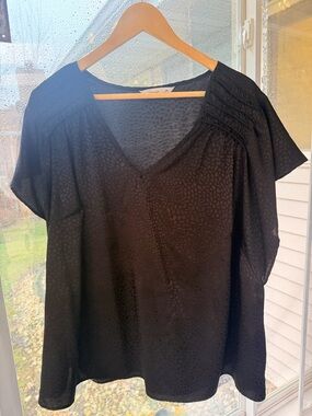 Nine West Black V-Neck Short Sleeve Blouse